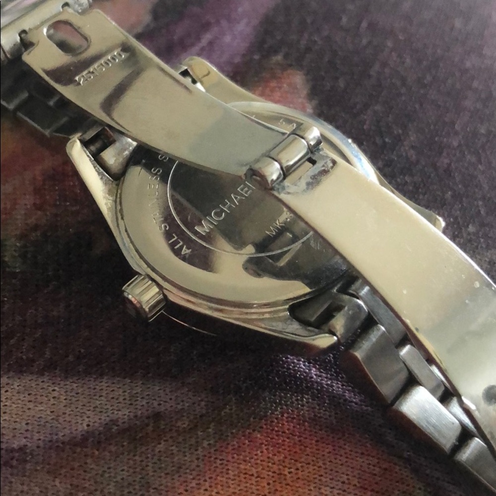 Michael Kors stainless steel wristwatch - Picture 3 of 3
